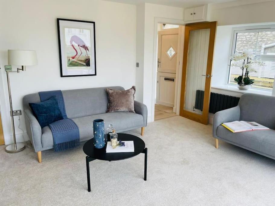 Charming Cottage Close To M4 Bridgend Bridgend  Exterior foto